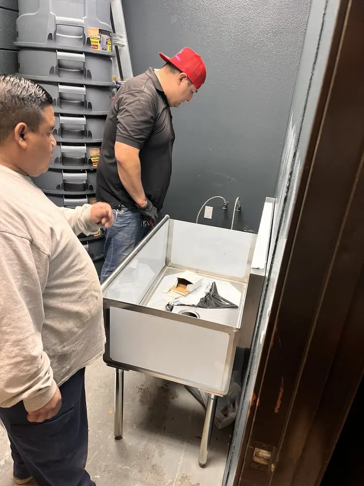 Commercial plumbing and sink installation in Broward Highlands